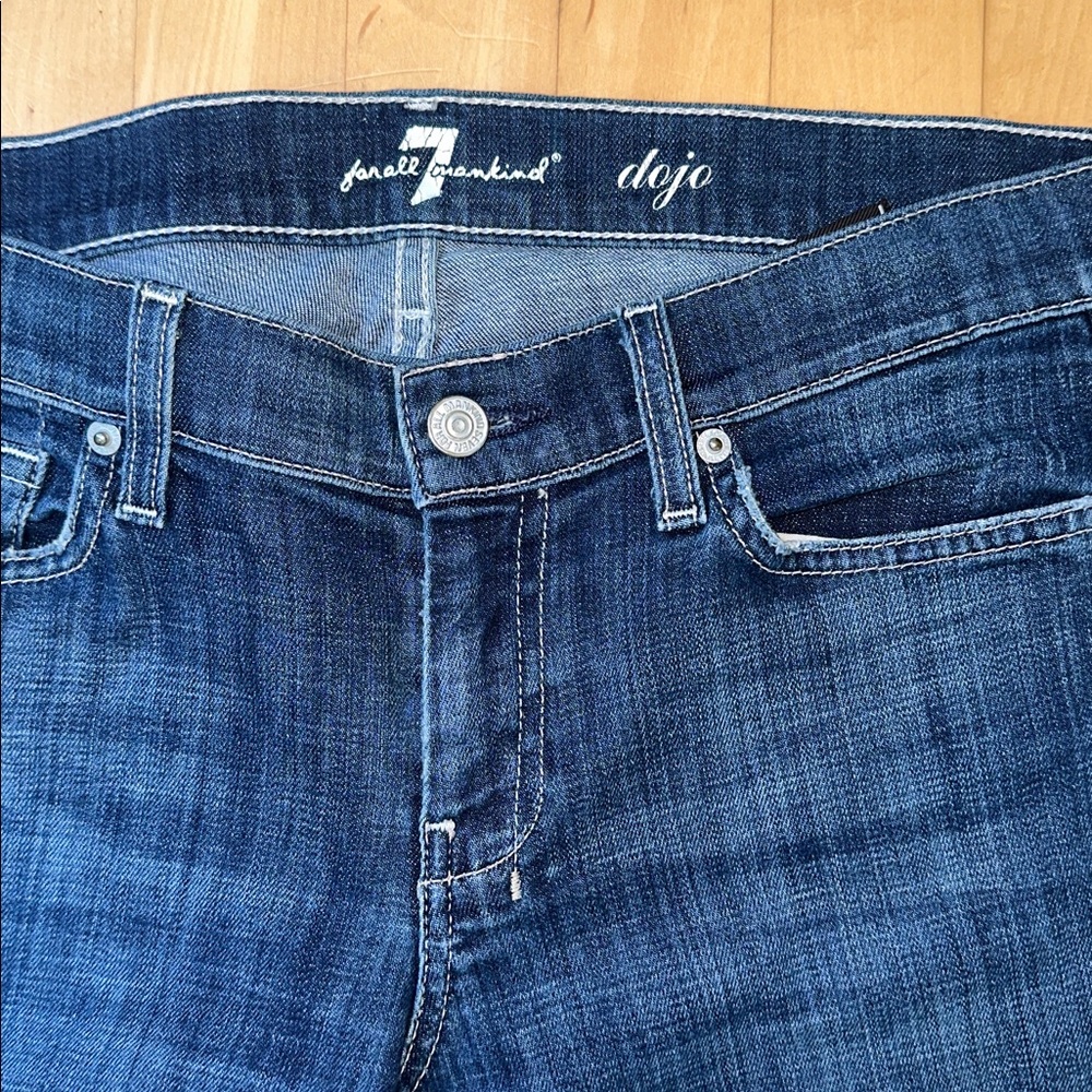 Dojo 28 x 33 x 8 —-7 For All Mankind Women's Dark Blue Wide Leg Jeans - Picture 5 of 11